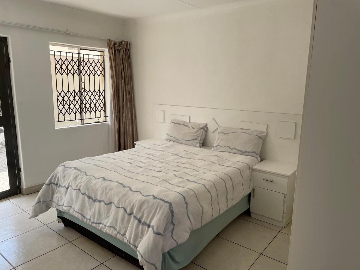 La Fiance Village Polokwane Ngoại thất bức ảnh
